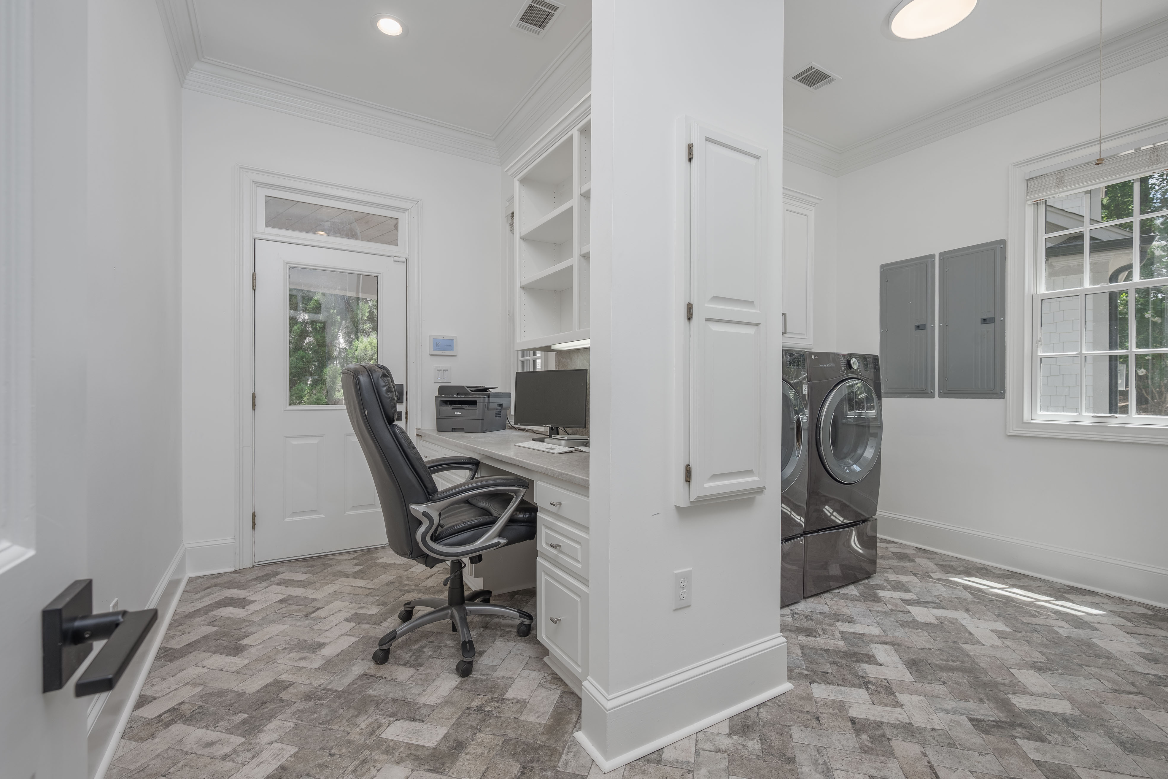 137 Barrington Hall Drive image 26